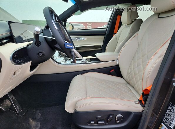 KMUMEDTC5TU243295 2026 GENESIS GV70 Gray Widok z tyłu