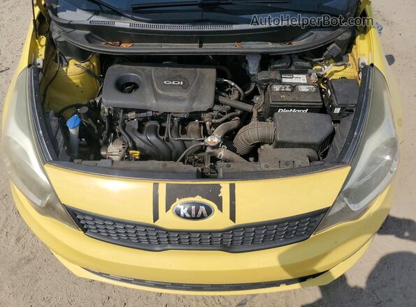 KNADM4A30G6685935 2016 KIA RIO Yellow Вид задньої частини салону