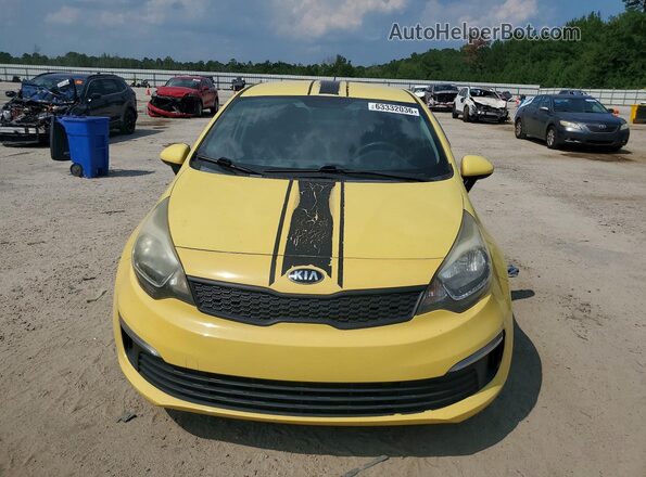 KNADM4A30G6685935 2016 KIA RIO Yellow Вид спереду