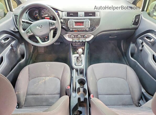 KNADM4A31G6639059 2016 KIA RIO White Widok deski rozdzielczej