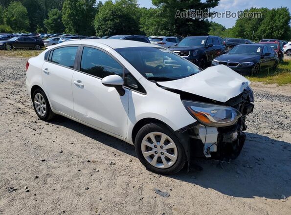 KNADM4A31H6006627 2017 KIA RIO White Передня права чверть