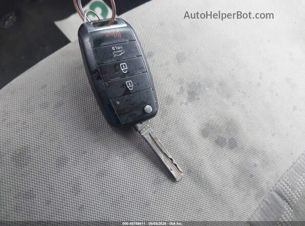 KNADM4A32G6553405 2016 KIA RIO Yellow Widok deski rozdzielczej
