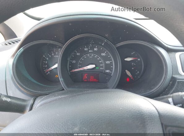 KNADM4A32H6025915 2017 KIA RIO Silver Вид задніх сидінь