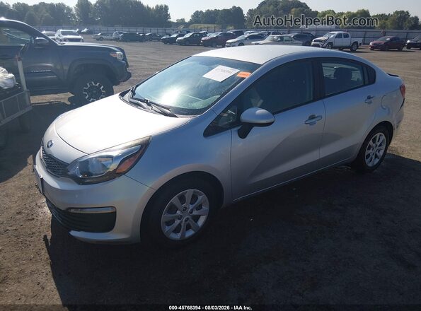 KNADM4A32H6071065 2017 KIA RIO Silver Передня ліва чверть
