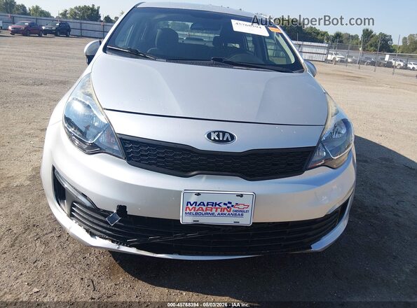 KNADM4A32H6071065 2017 KIA RIO Silver Вид спереду