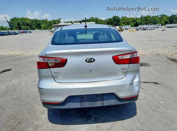KNADM4A32H6074743 2017 KIA RIO Серый Вид сзади
