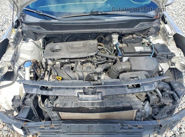 KNADM4A33H6012770 2017 KIA RIO Silver Rear interior view