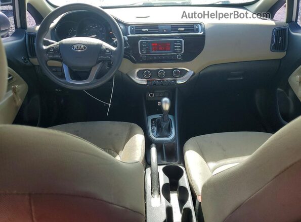 KNADM4A33H6012770 2017 KIA RIO Silver Dashboard view