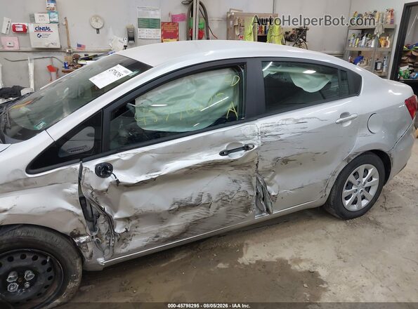 KNADM4A33H6118409 2017 KIA RIO Silver Вид щитка приладів