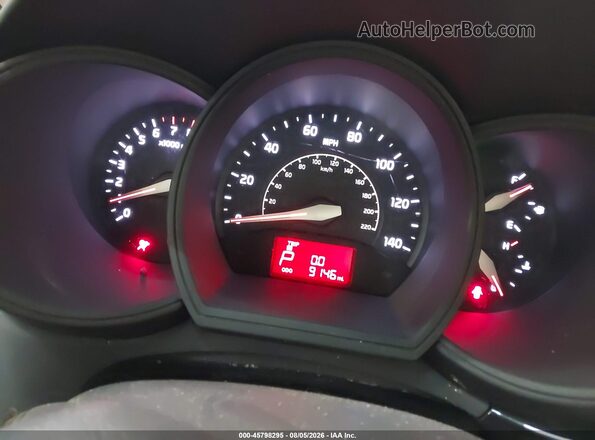 KNADM4A33H6118409 2017 KIA RIO Silver Вид задніх сидінь