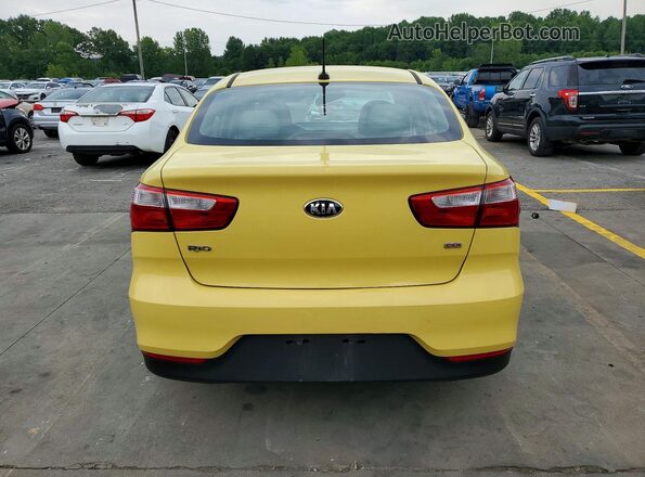 KNADM4A34G6607609 2016 KIA RIO Yellow Widok z tyłu