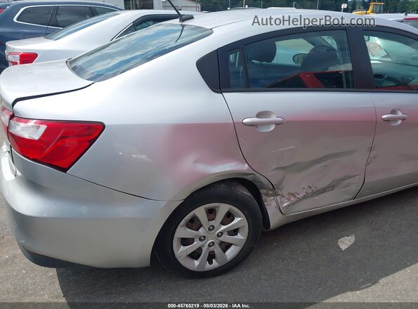 KNADM4A36G6544206 2016 KIA RIO Silver Widok zestawu wskaźników