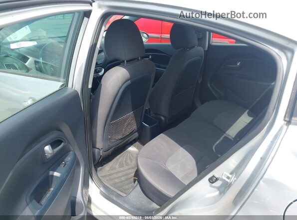 KNADM4A36G6544206 2016 KIA RIO Silver Widok naklejki z numerem VIN