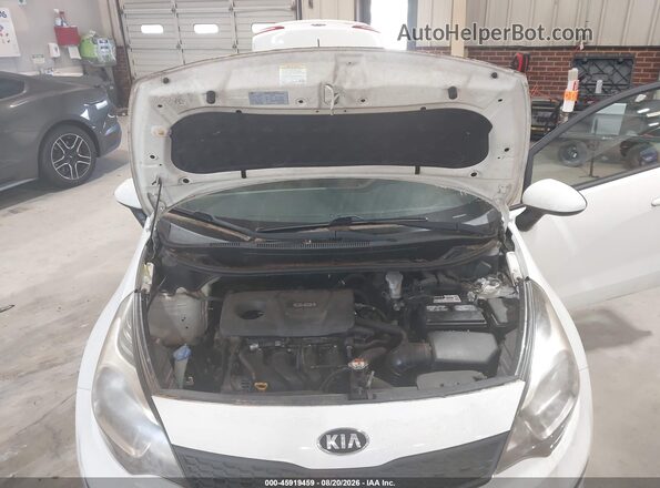 KNADM4A36G6686121 2016 KIA RIO White Rear view