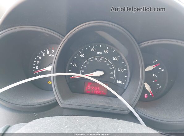 KNADM4A37G6591308 2016 KIA RIO White Հետևի նստատեղերի տեսք