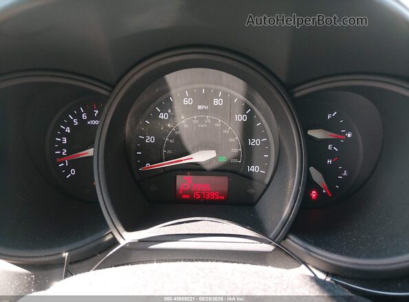 KNADM4A37H6015560 2017 KIA RIO Red უკანა სავარძლების ხედი
