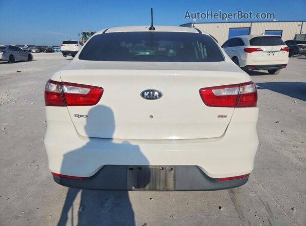 KNADM4A38H6049216 2017 KIA RIO White Vista trasera