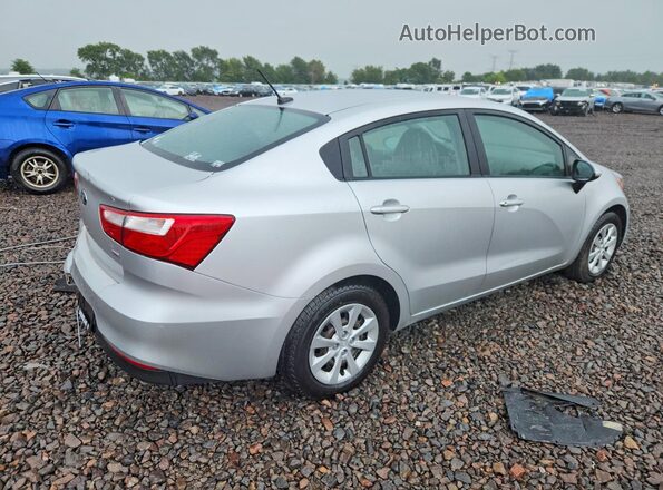 KNADM4A38H6050737 2017 KIA RIO Серебряный Задняя правая четверть