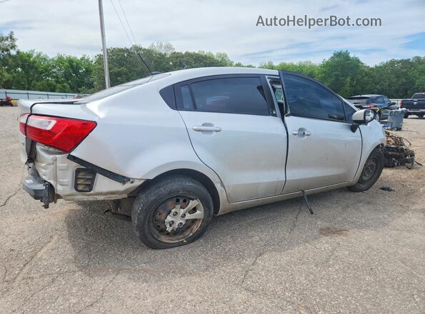KNADM4A38H6054772 2017 KIA RIO Silver Задня права чверть
