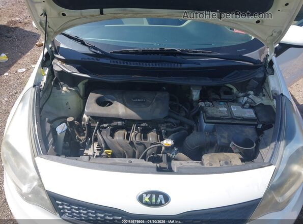KNADM4A39G6590774 2016 KIA RIO White უკანა ხედი