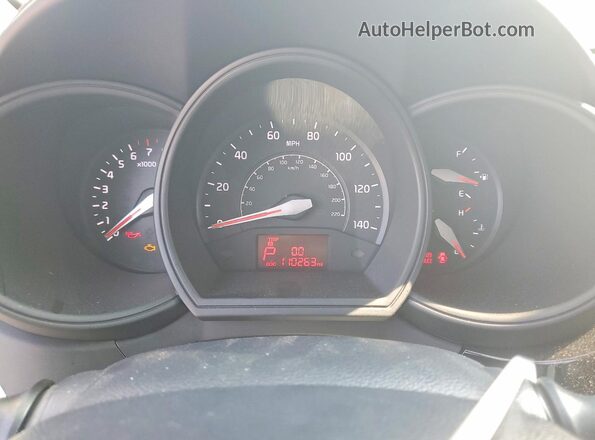 KNADM4A39G6663402 2016 KIA RIO Silver Սարքավորումների վահանակի տեսք