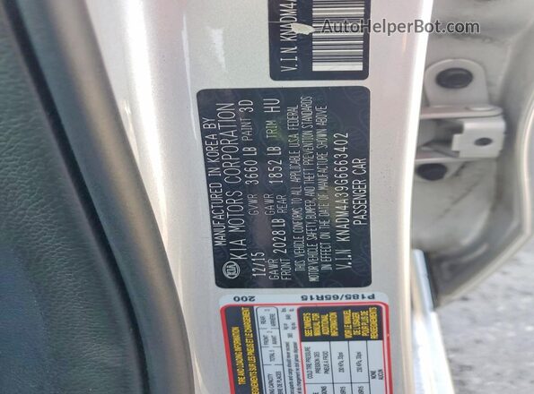 KNADM4A39G6663402 2016 KIA RIO Silver Շարժիչի բաժամունքի տեսք