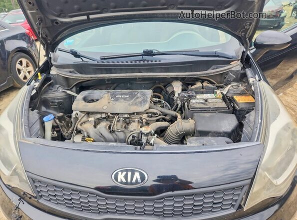 KNADM4A39H6035308 2017 KIA RIO Black Widok wnętrza z tyłu