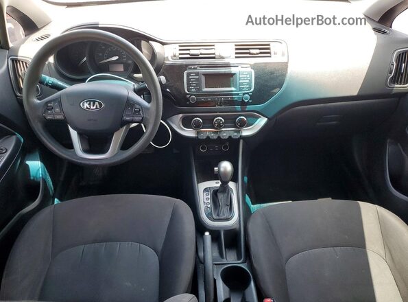 KNADM4A39H6037656 2017 KIA RIO Черный Вид панели приборов