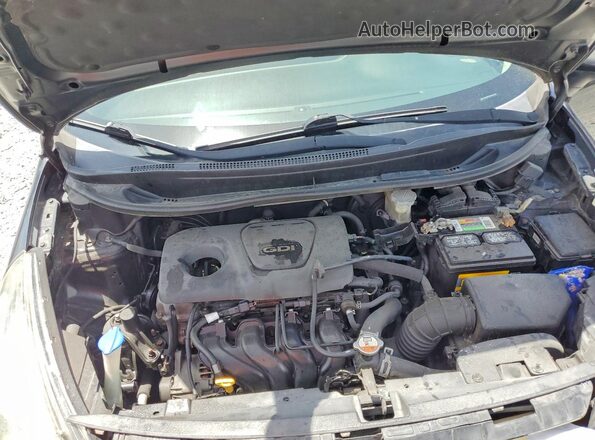 KNADM4A39H6037656 2017 KIA RIO Черный Вид задней части салона
