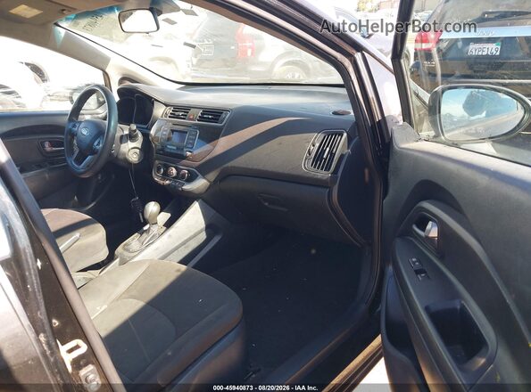 KNADM4A3XH6025774 2017 KIA RIO Black Widok wnętrza z przodu