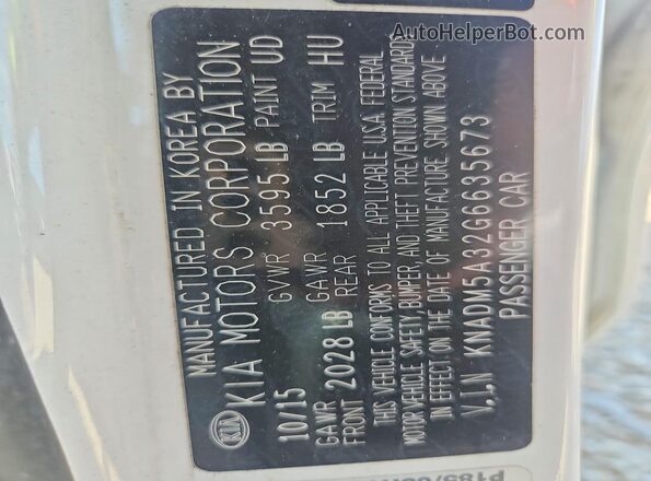 KNADM5A32G6635673 2016 KIA RIO White Вид підкапотного простору