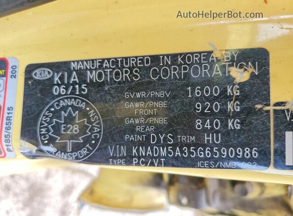 KNADM5A35G6590986 2016 KIA RIO Yellow Widok komory silnika