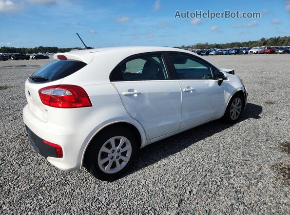 KNADM5A36H6007486 2017 KIA RIO Белый Задняя правая четверть