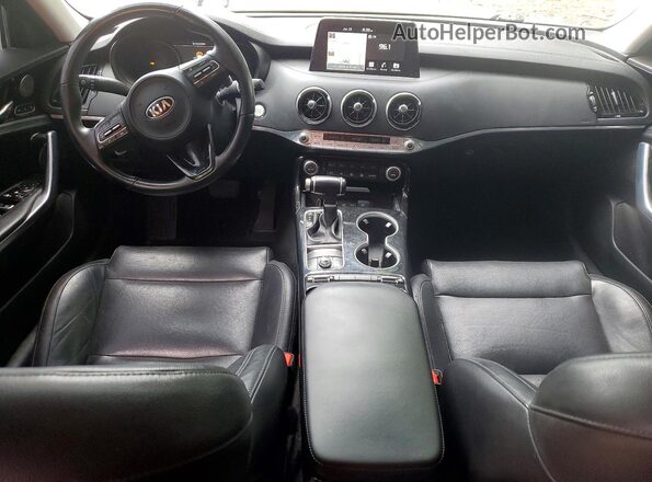 KNAE25LA2J6017489 2018 KIA STINGER Silver Вид панелі приладів