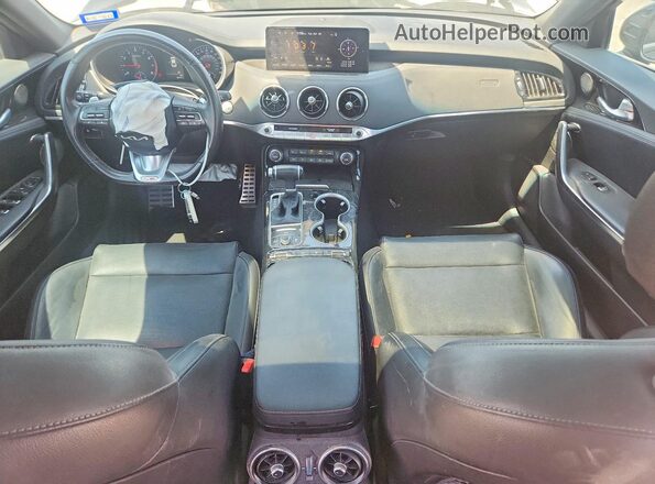 KNAE35LDXN6117725 2022 KIA STINGER Black Widok deski rozdzielczej