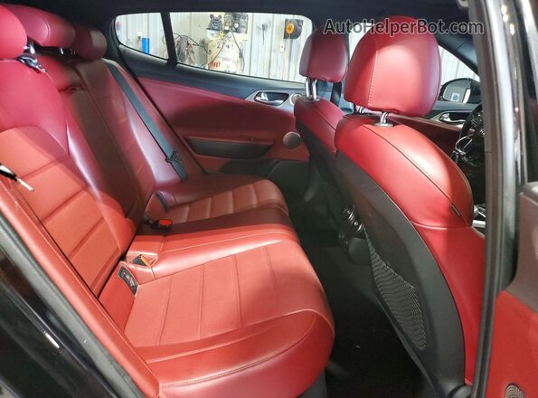 KNAE55LC1J6040285 2018 KIA STINGER Black Vista de los asientos traseros