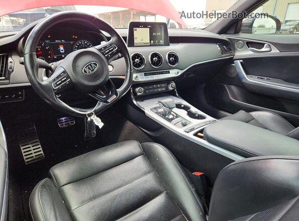 KNAE55LC3L6073632 2020 KIA STINGER Red Widok deski rozdzielczej