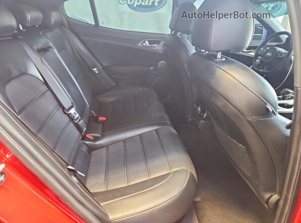 KNAE55LCXJ6011626 2018 KIA STINGER Two Tone Rear seats view