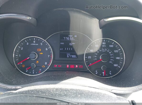 KNAFK4A64G5576053 2016 KIA FORTE Серебряный Вид задних сидений