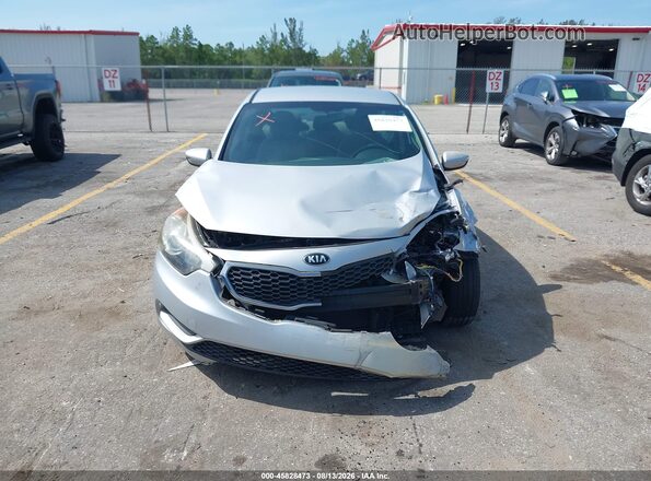 KNAFK4A64G5576053 2016 KIA FORTE Серебряный Вид задней части салона