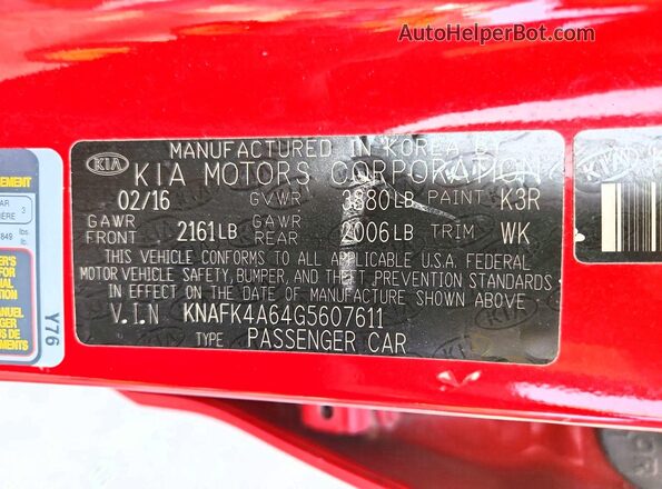 KNAFK4A64G5607611 2016 KIA FORTE Maroon Vista del compartimento del motor