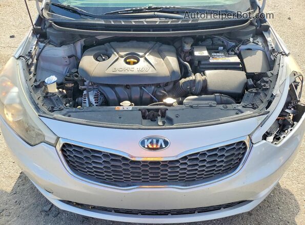 KNAFK4A68G5594913 2016 KIA FORTE Silver Widok wnętrza z tyłu