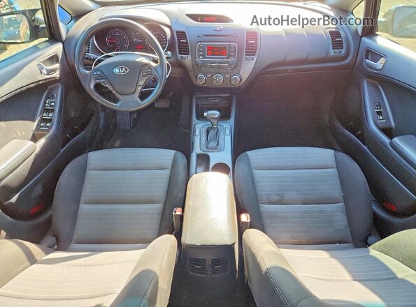 KNAFK5A80G5658207 2016 KIA FORTE Black Widok deski rozdzielczej
