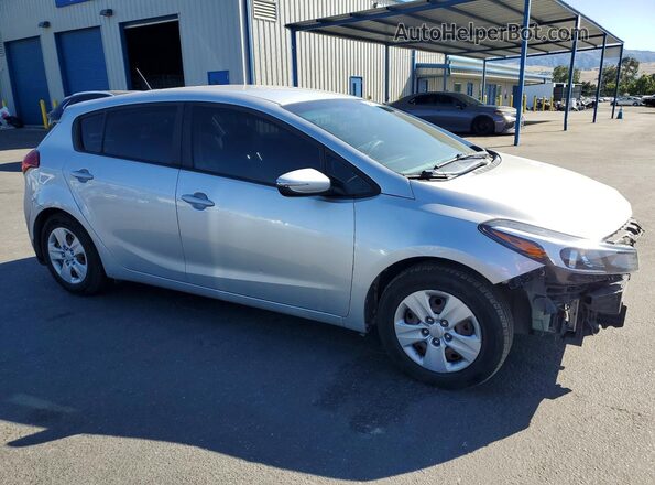 KNAFK5A82J5773818 2018 KIA FORTE Silver Przód prawy