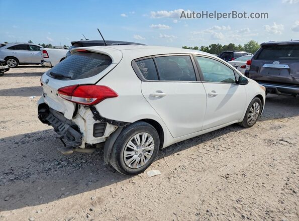 KNAFK5A86H5721702 2017 KIA FORTE White Tył prawy