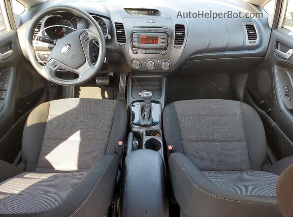 KNAFK5A8XH5709682 2017 KIA FORTE Silver 