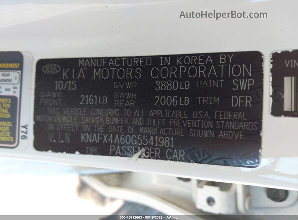 KNAFX4A60G5541981 2016 KIA FORTE White Vista del compartimento del motor