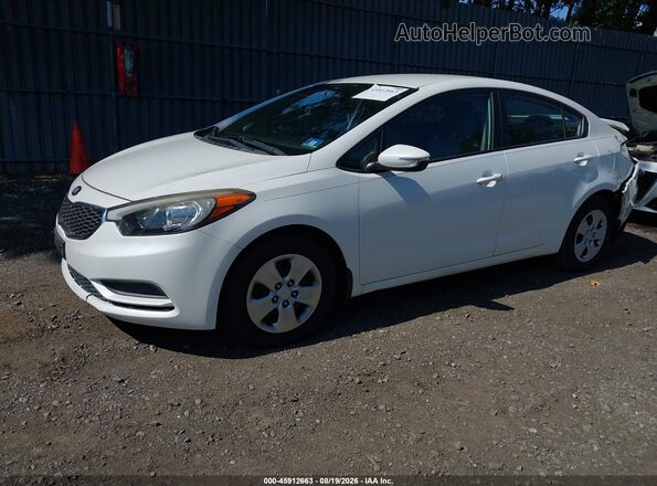 KNAFX4A60G5541981 2016 KIA FORTE White Vista tres cuartos delantera izquierda