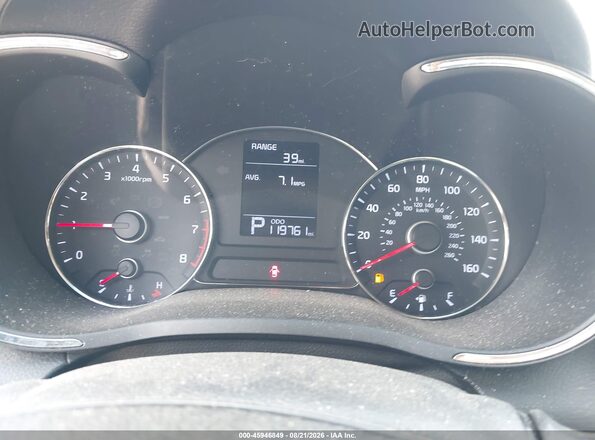KNAFX4A65G5497167 2016 KIA FORTE White Widok tylnych siedzeń