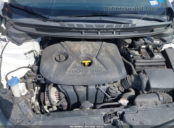 KNAFX4A65G5497167 2016 KIA FORTE White Widok z tyłu